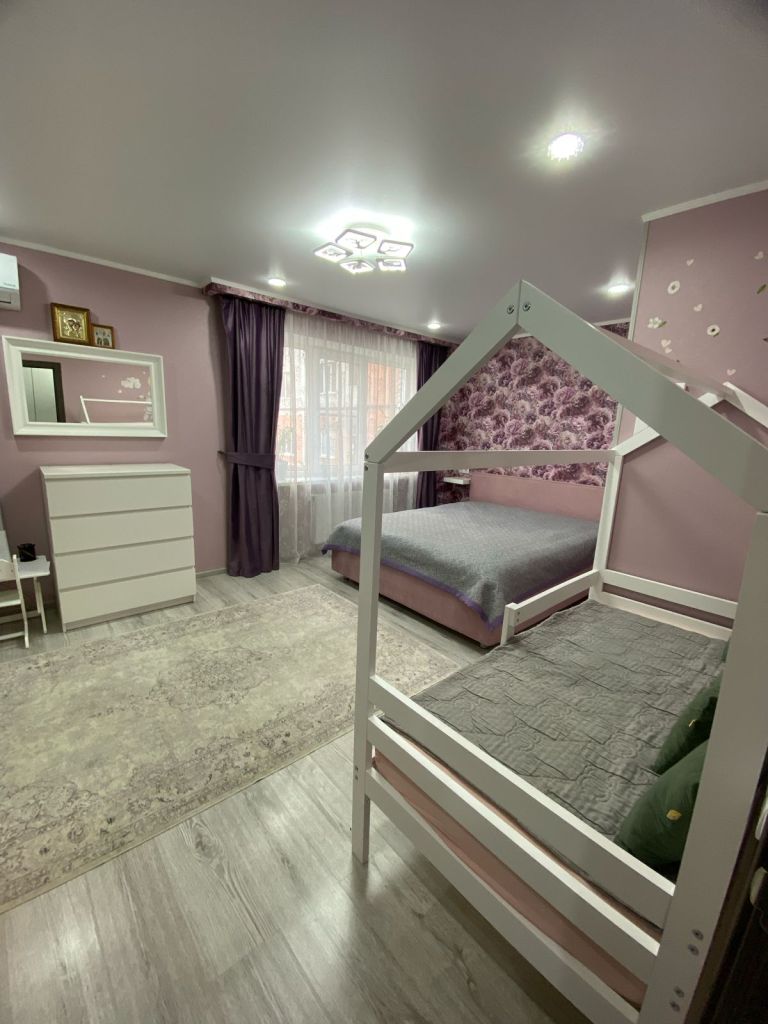 Продажа 2-комнатной квартиры, Батайск, Вильямса ул,  2г