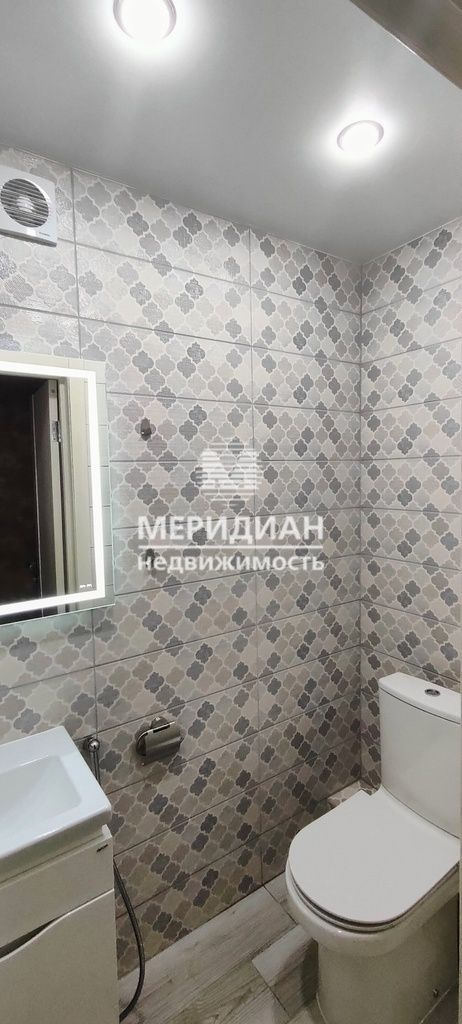 Продажа 4-комнатной квартиры, Бор, Луначарского ул,  214