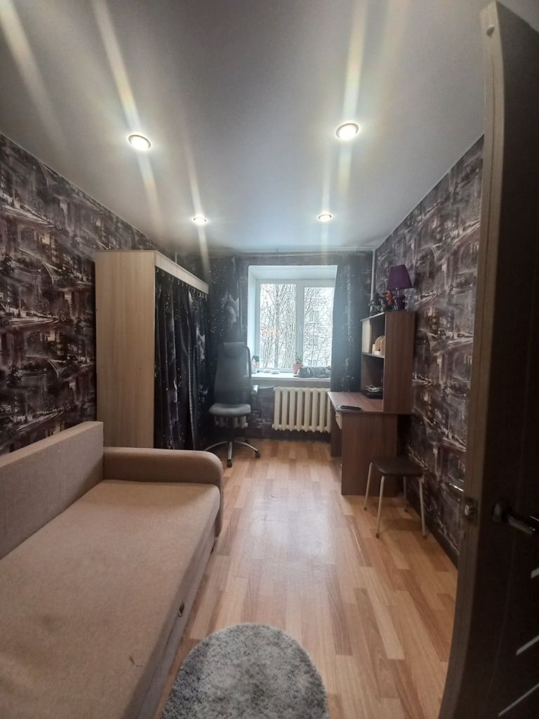 Продажа 3-комнатной квартиры, Кострома, Юбилейная ул,  20