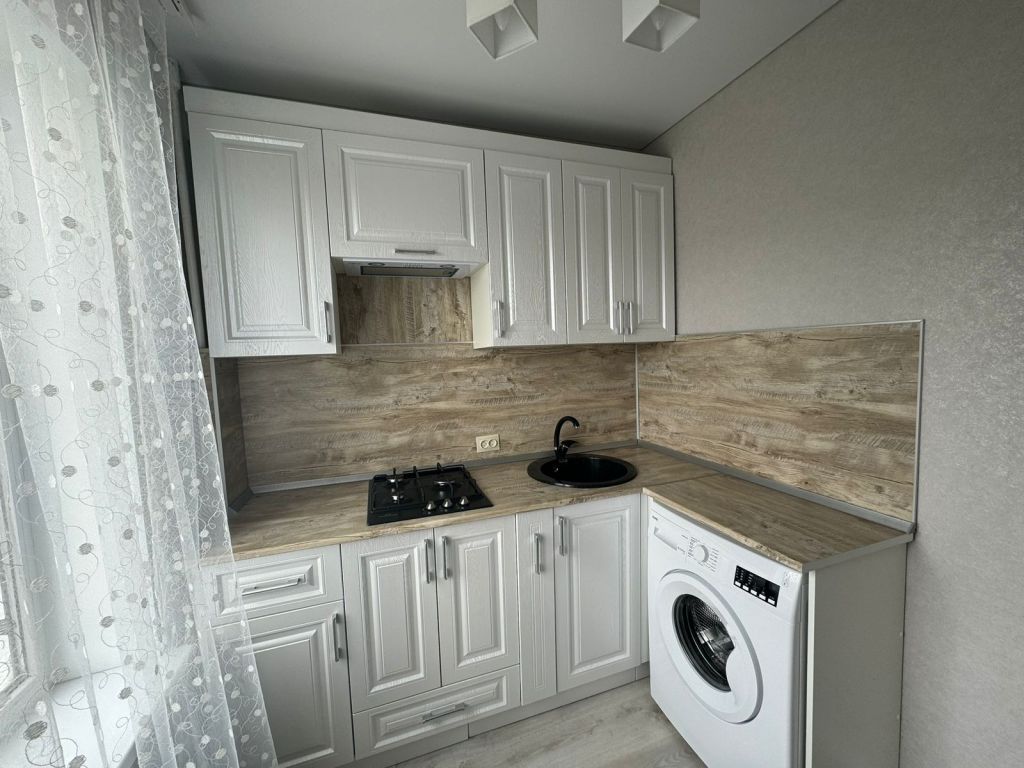 Продажа 2-комнатной квартиры, Пятигорск, Калинина пр-кт,  20