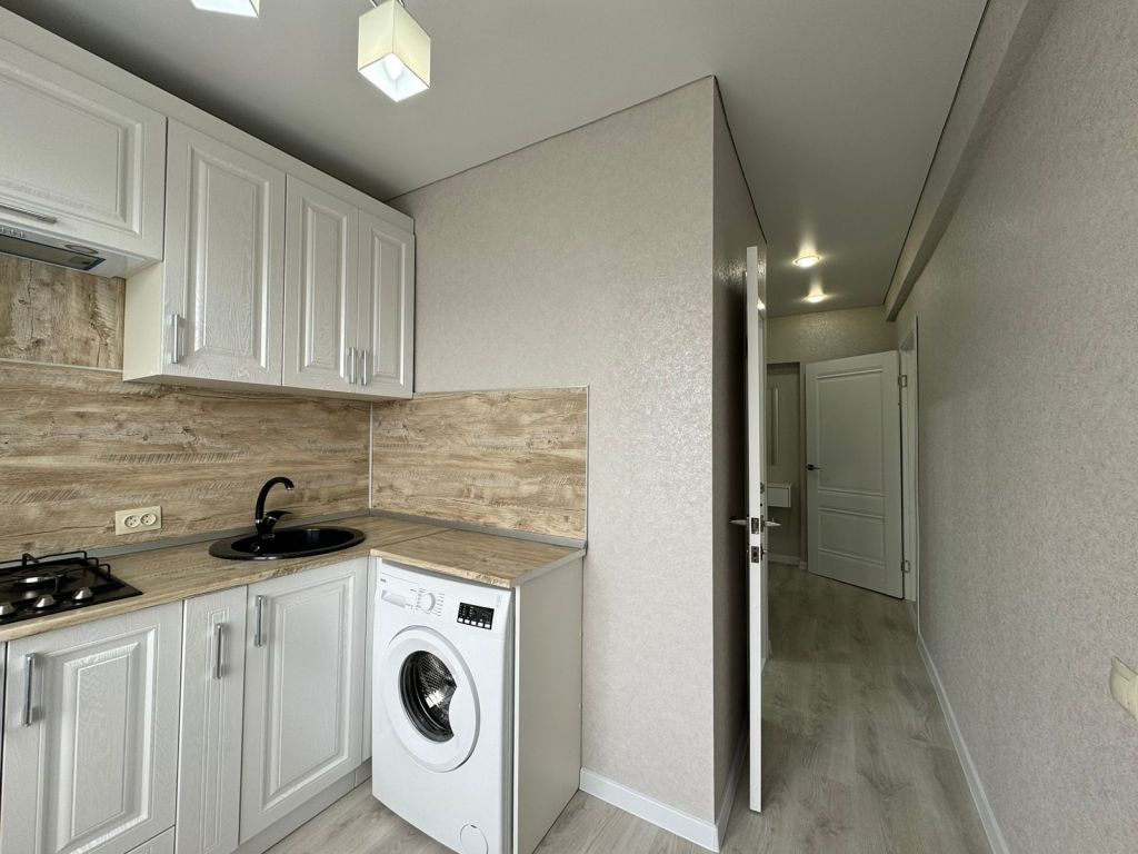 Продажа 2-комнатной квартиры, Пятигорск, Калинина пр-кт,  20