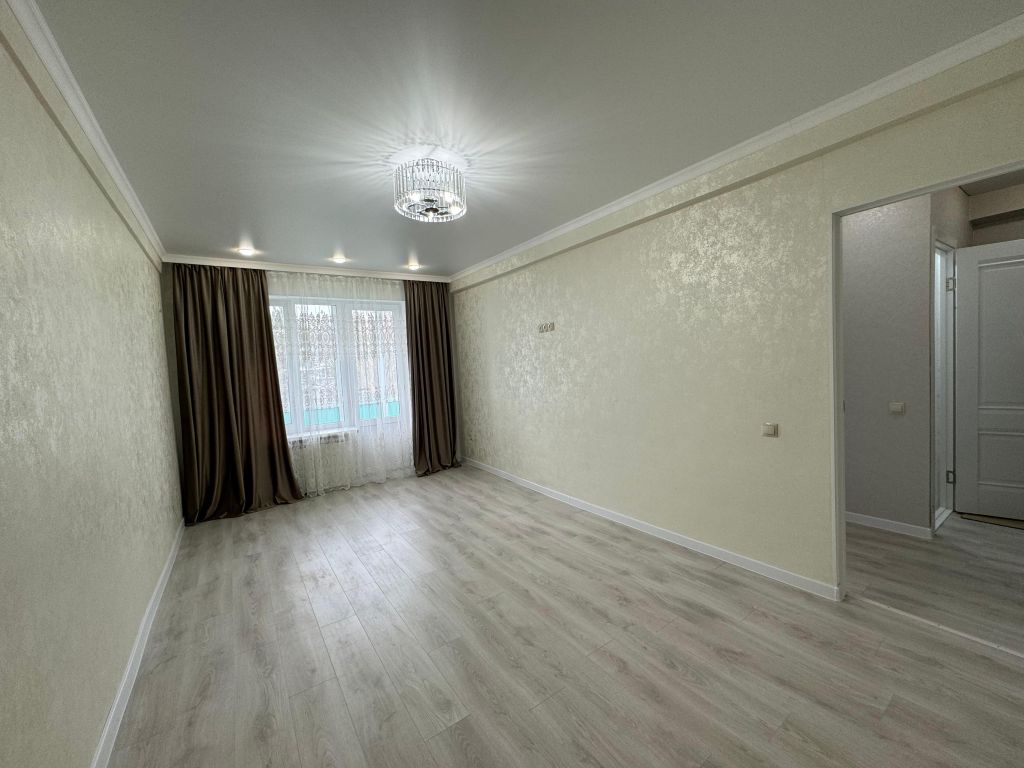 Продажа 2-комнатной квартиры, Пятигорск, Калинина пр-кт,  20