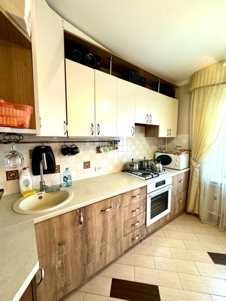 Продажа 2-комнатной квартиры, Пятигорск, Железнодорожная ул,  121