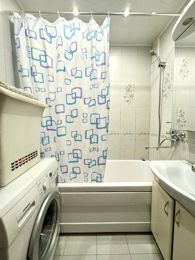 Продажа 2-комнатной квартиры, Пятигорск, Железнодорожная ул,  121