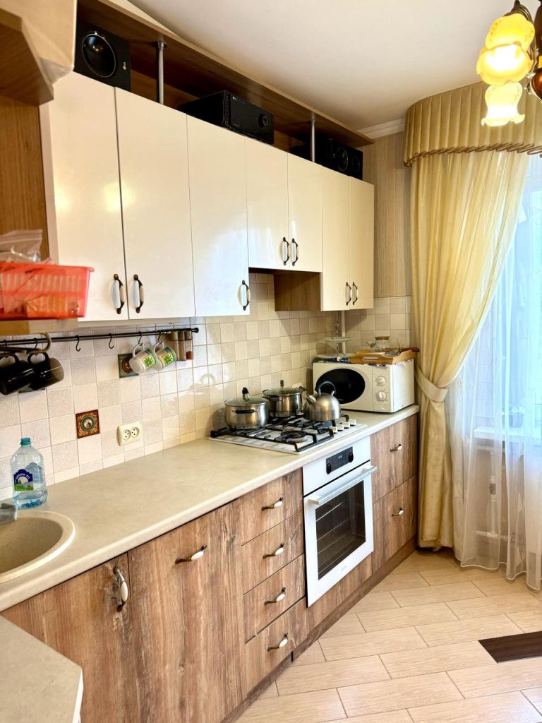 Продажа 2-комнатной квартиры, Пятигорск, Железнодорожная ул,  121