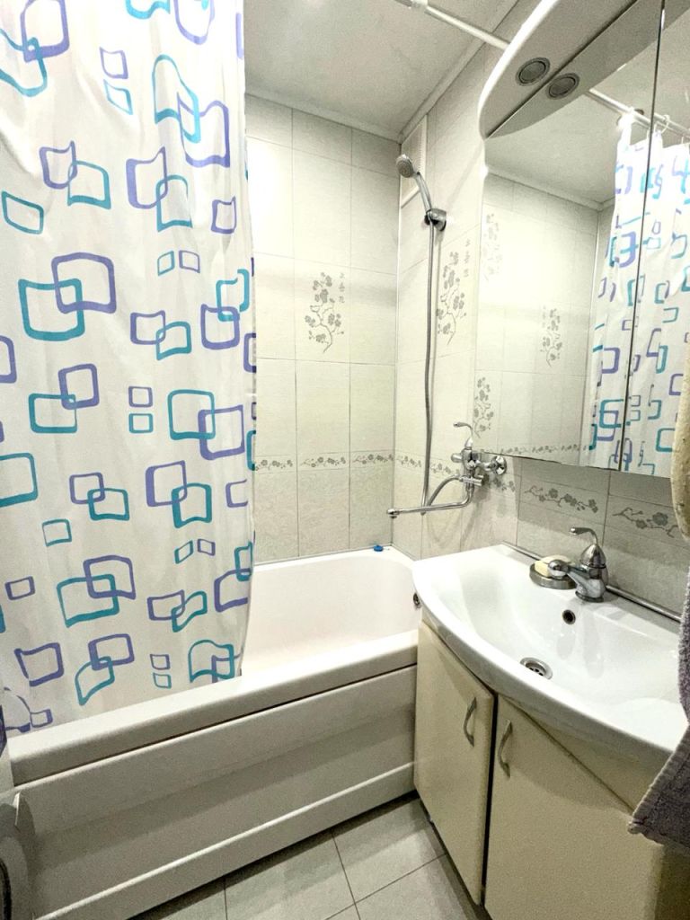 Продажа 2-комнатной квартиры, Пятигорск, Железнодорожная ул,  121