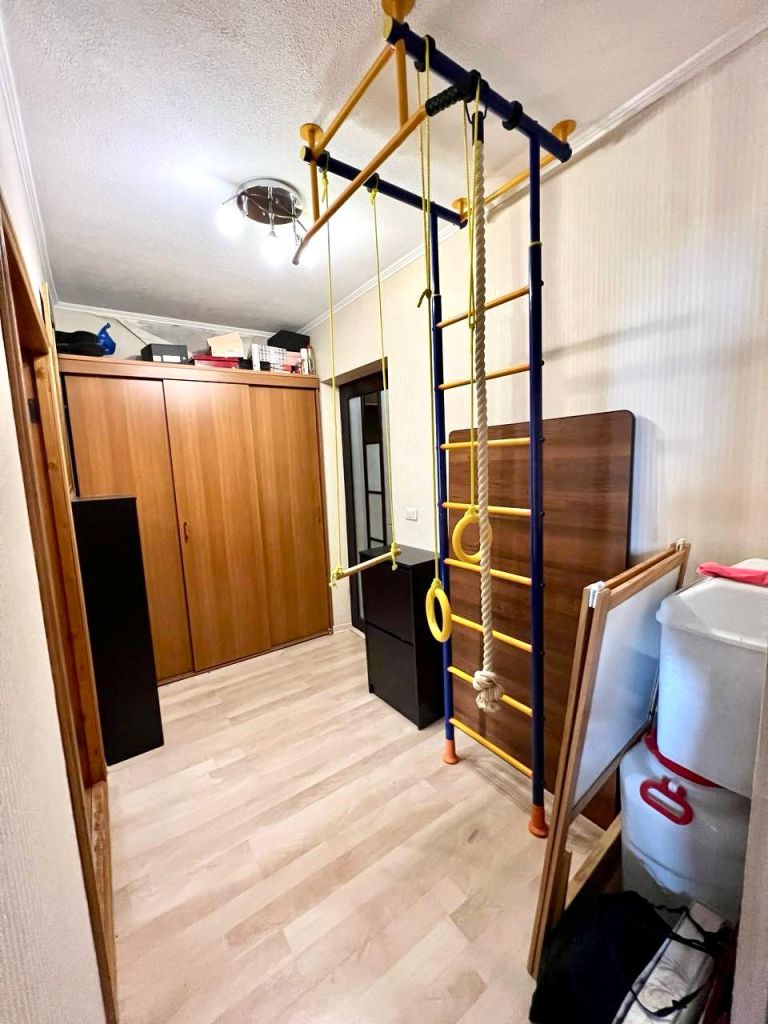 Продажа 1-комнатной квартиры, Пятигорск, Адмиральского ул,  2к4