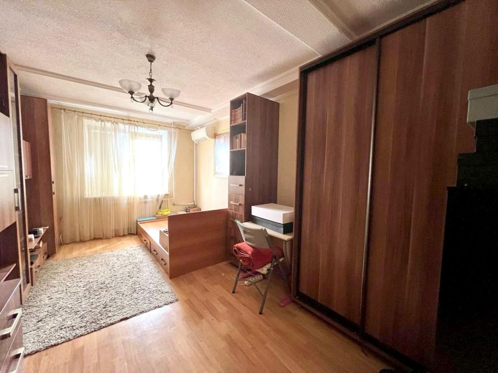 Продажа 1-комнатной квартиры, Пятигорск, Адмиральского ул,  2к4