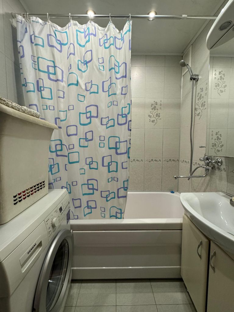 Продажа 2-комнатной квартиры, Пятигорск, Железнодорожная ул,  121