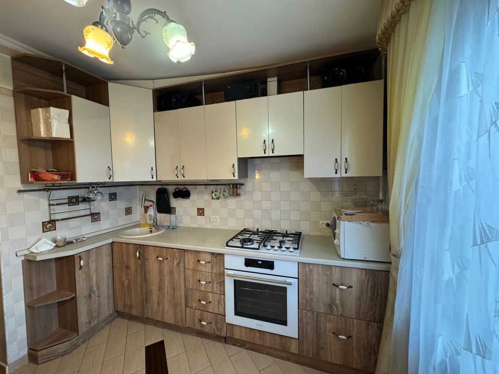 Продажа 2-комнатной квартиры, Пятигорск, Железнодорожная ул,  121