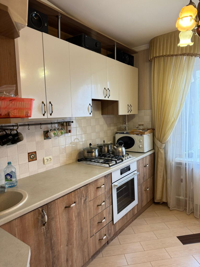 Продажа 2-комнатной квартиры, Пятигорск, Железнодорожная ул,  121