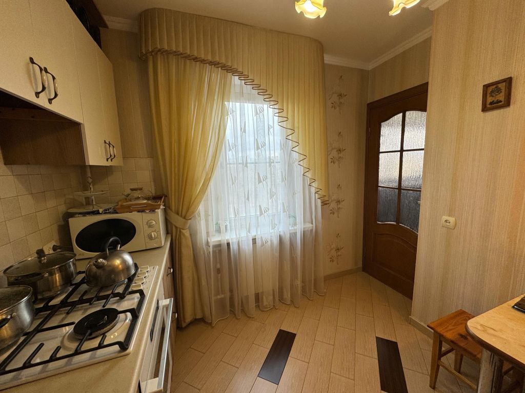 Продажа 2-комнатной квартиры, Пятигорск, Железнодорожная ул,  121