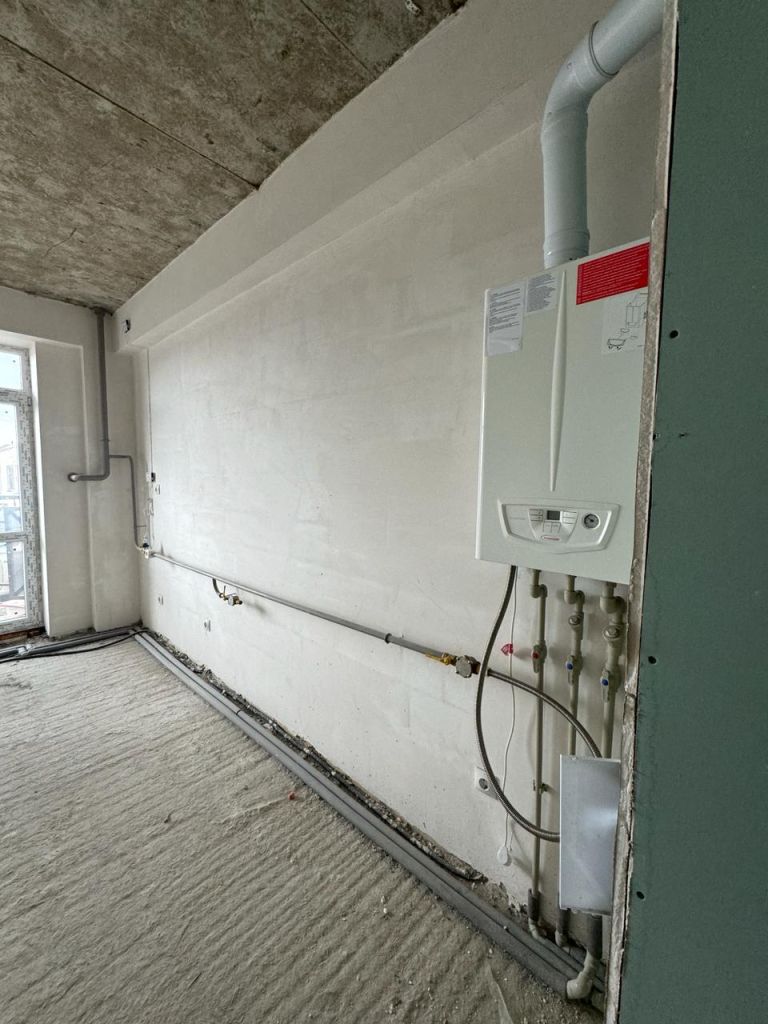 Продажа 2-комнатной квартиры, Пятигорск, Адмиральского ул,  1а