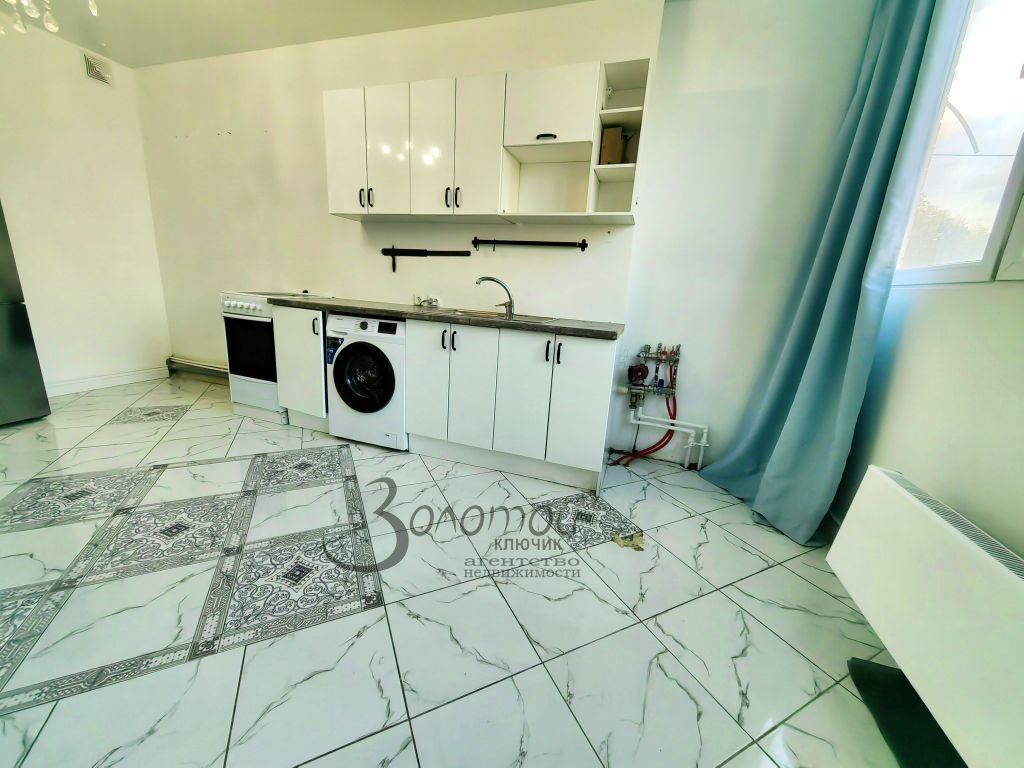 Продажа 2-комнатной квартиры, Афонино, Академическая ул,  9