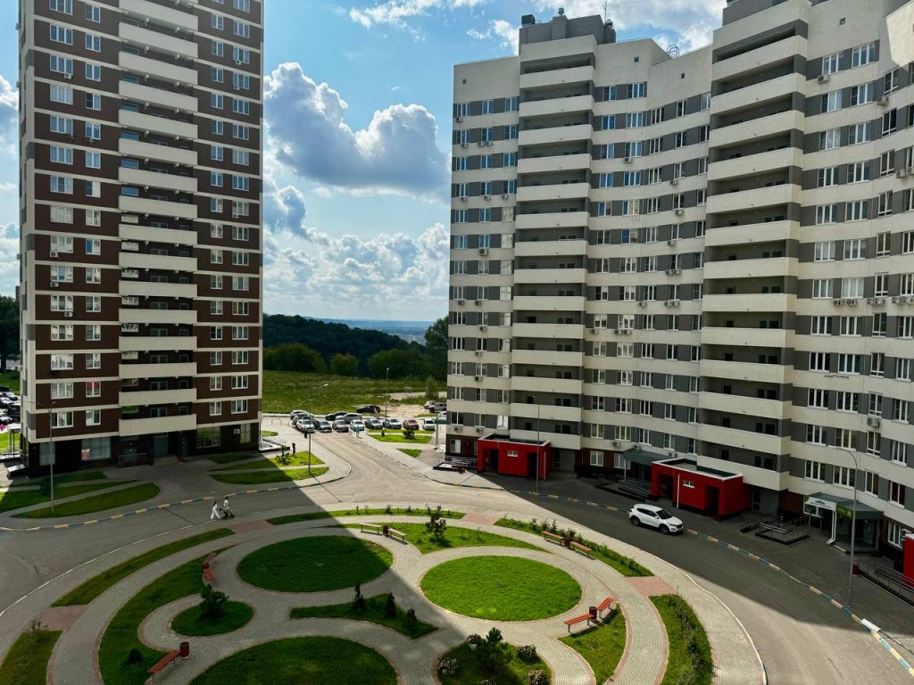 Продажа 3-комнатной квартиры, Нижний Новгород, Маршала Баграмяна ул,  4