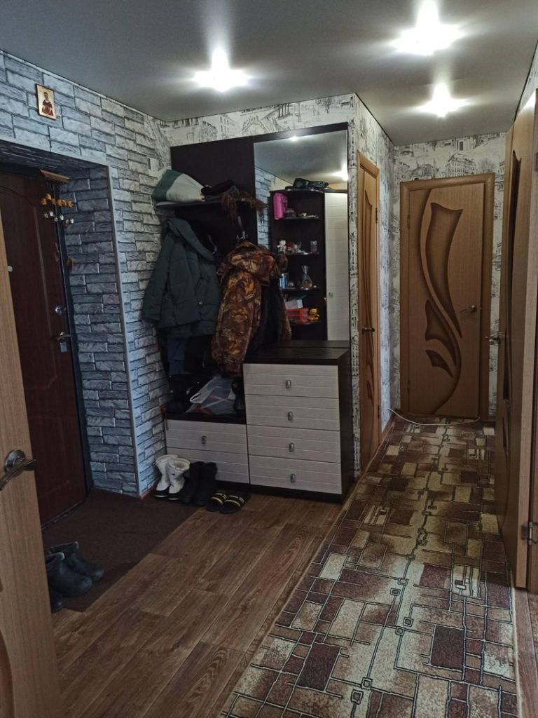 Продажа 2-комнатной квартиры, Арзамас, Кленовая ул,  9