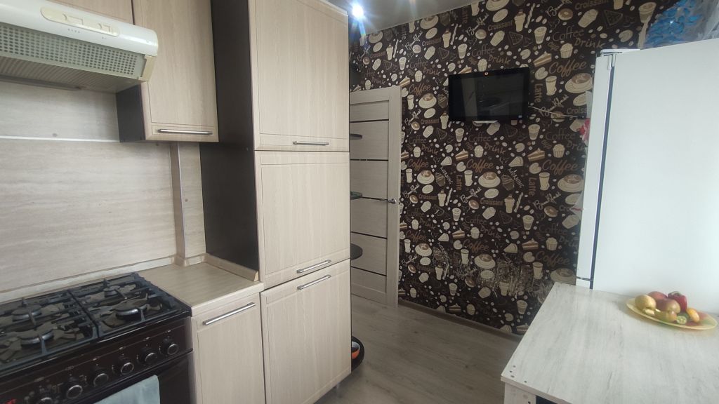 Продажа 1-комнатной квартиры, Смоленск, Авиаторов ул,  7