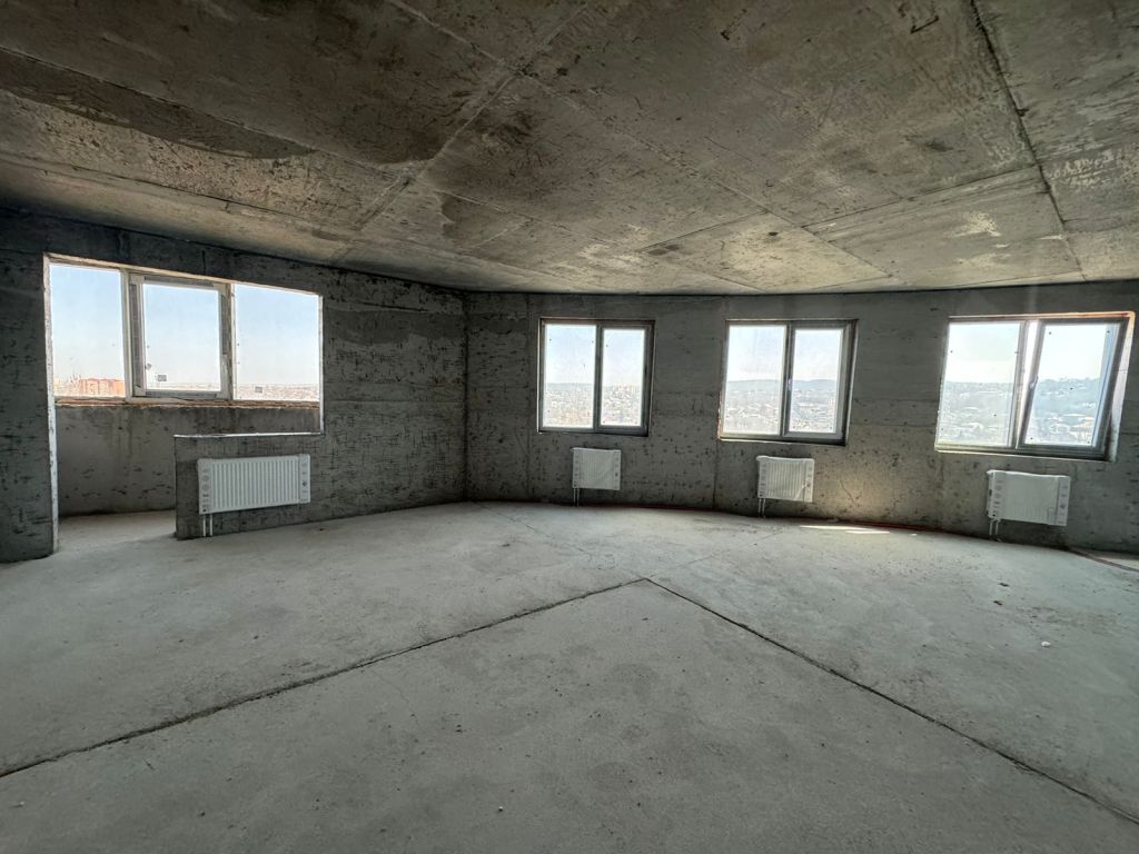 Продажа 3-комнатной квартиры, Пятигорск, Бунимовича ул,  1А