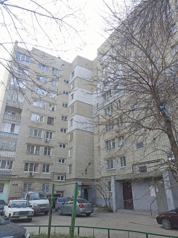 Продажа 3-комнатной квартиры, Саратов, Южная ул,  63