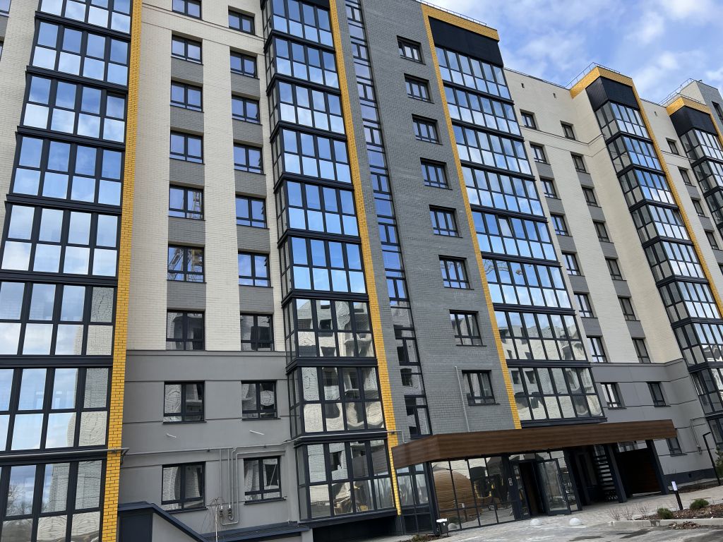 Продажа 2-комнатной квартиры, Брянск, Крапивницкого ул,  39к1