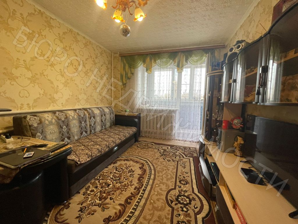 Продажа 2-комнатной квартиры, Балашов, Красина ул,  84