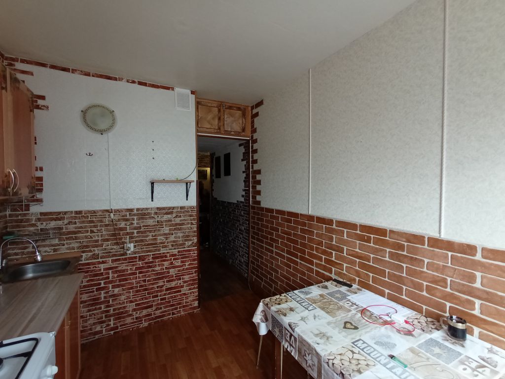 Продажа 2-комнатной квартиры, Новомосковск, Молодежная ул,  8