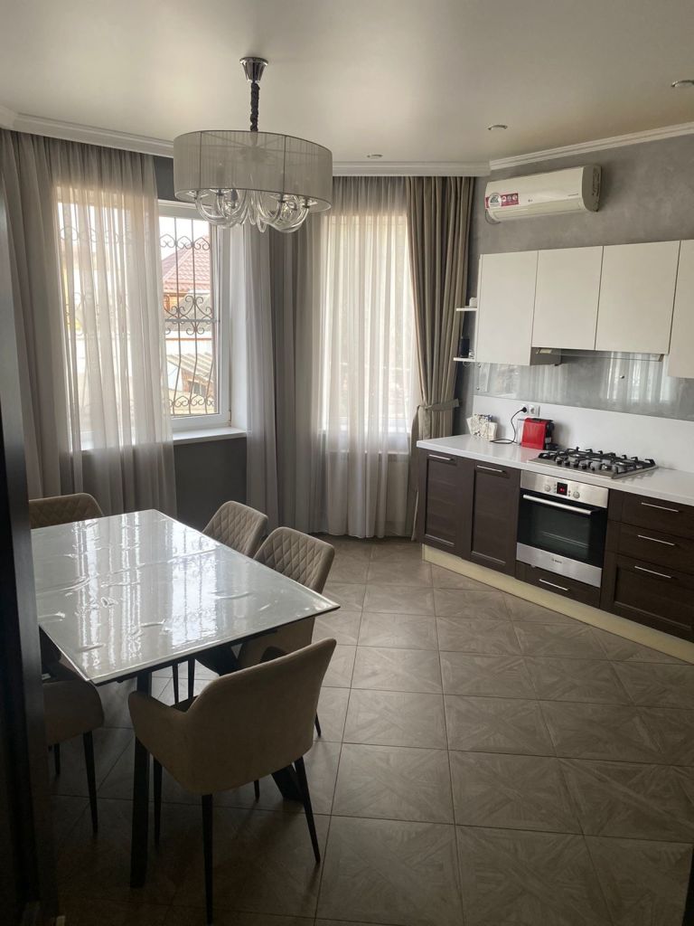 Продажа дома, 230м <sup>2</sup>, 3 сот., Ростов-на-Дону, Выборгская ул