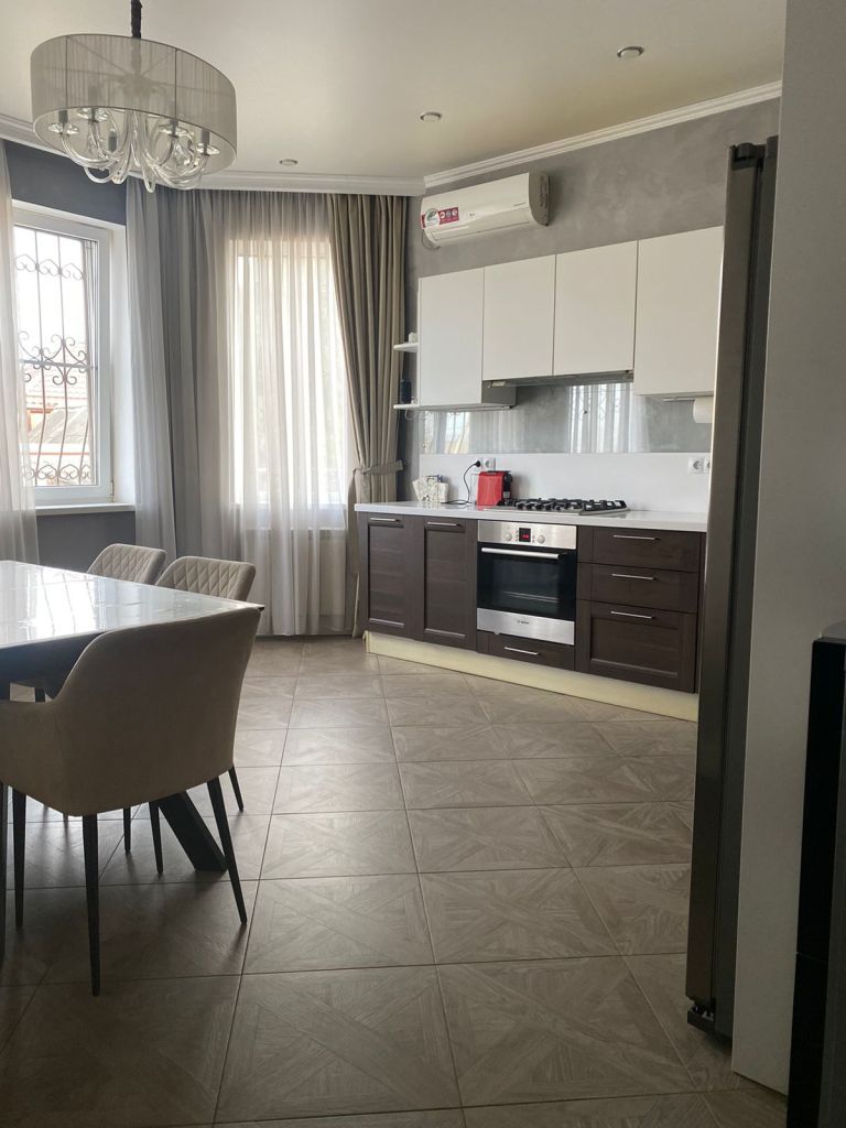 Продажа дома, 230м <sup>2</sup>, 3 сот., Ростов-на-Дону, Выборгская ул