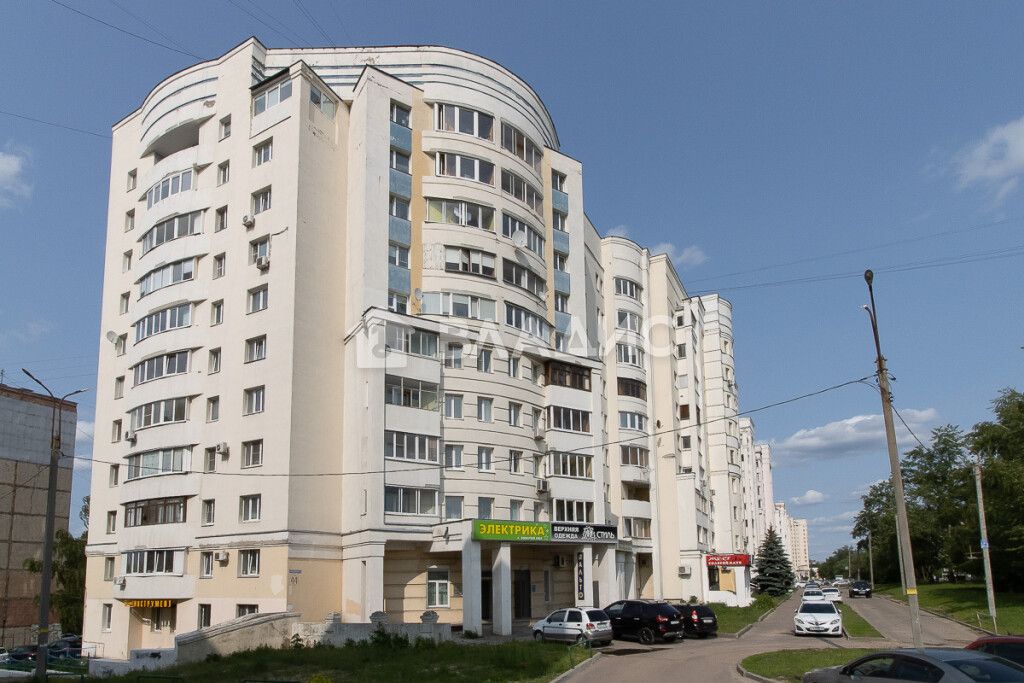 Продажа 4-комнатной квартиры, Владимир, Ленина пр-кт,  44