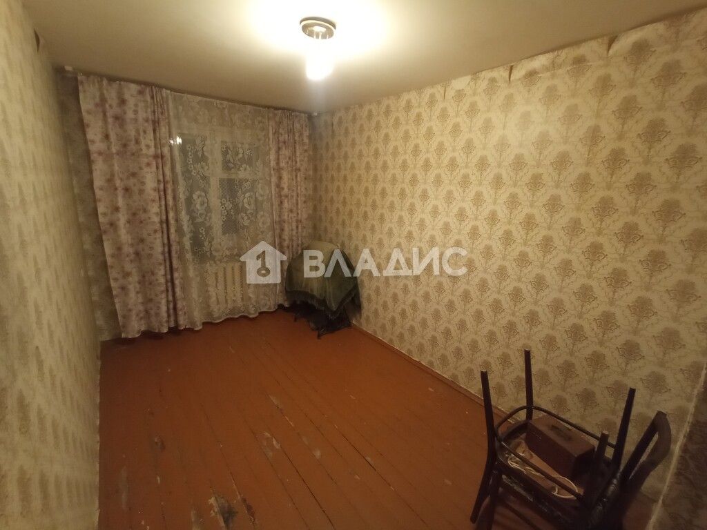 Продажа 2-комнатной квартиры, Владимир, Сурикова ул,  16