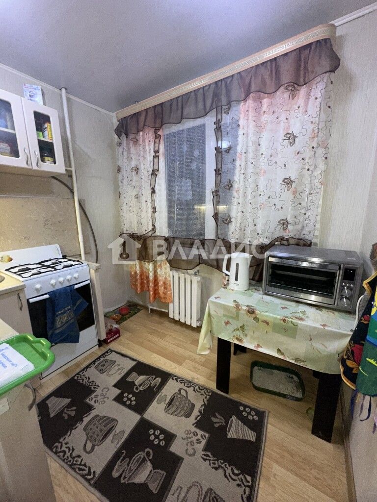 Продажа 3-комнатной квартиры, Владимир, Строителей пр-кт,  3