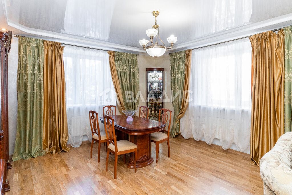 Продажа 4-комнатной квартиры, Владимир, Кирова ул,  3А