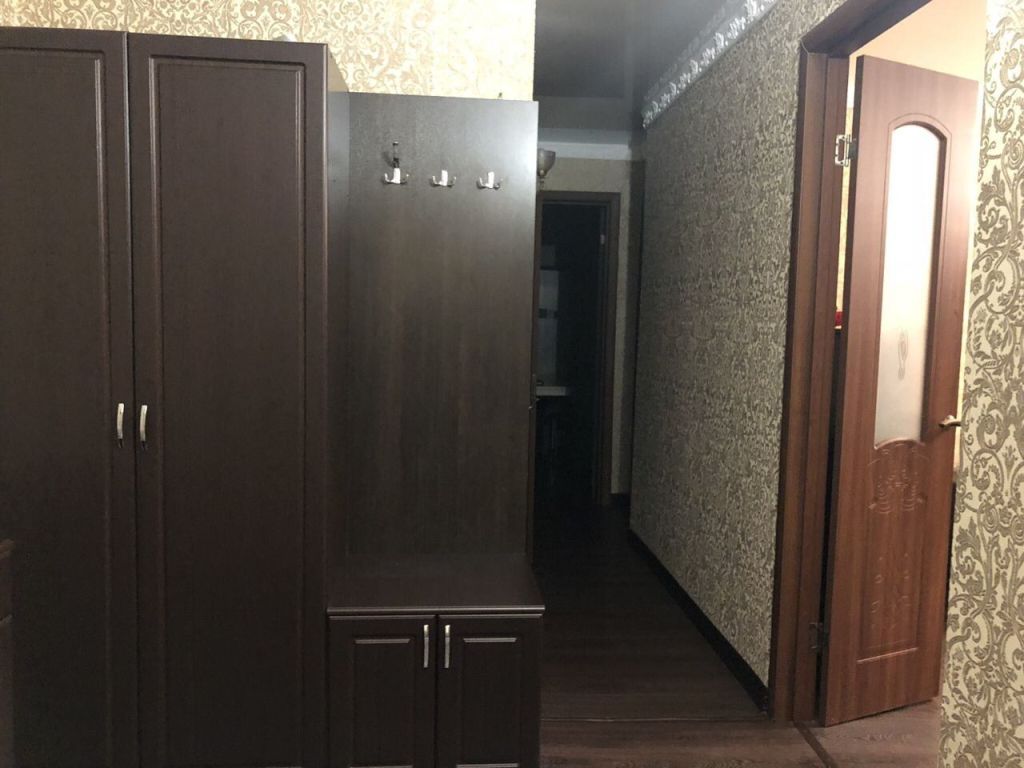 Продажа 4-комнатной квартиры, Саратов, Кутякова ул,  156А