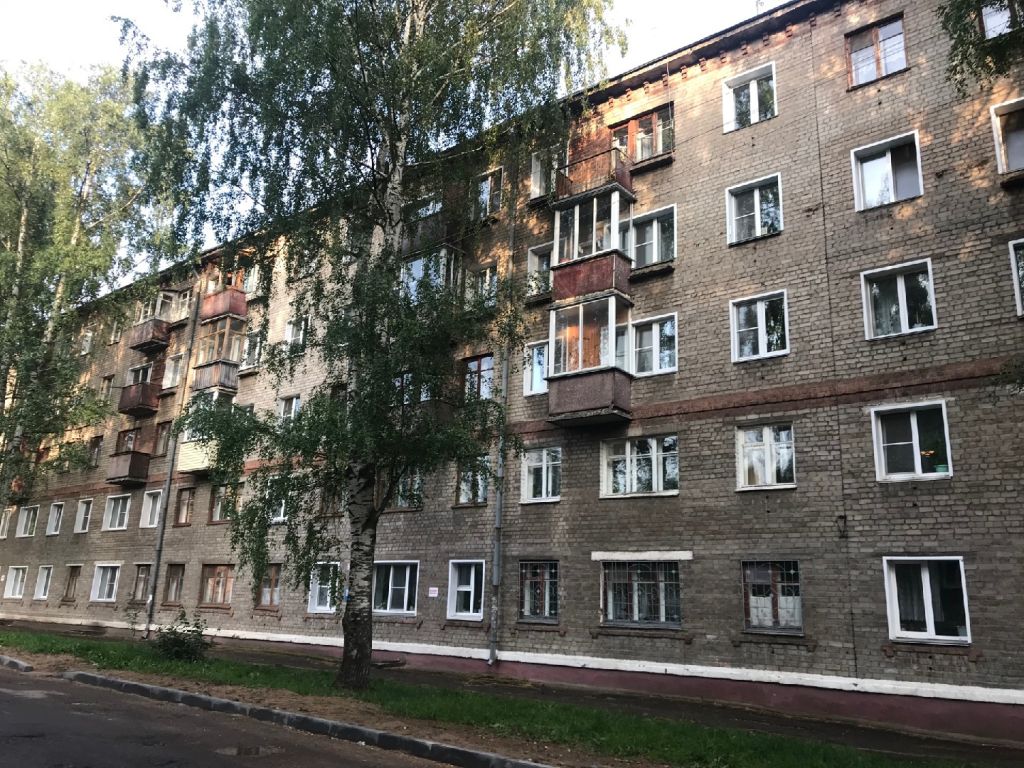 Продажа 2-комнатной квартиры, Киров, Гайдара ул,  6