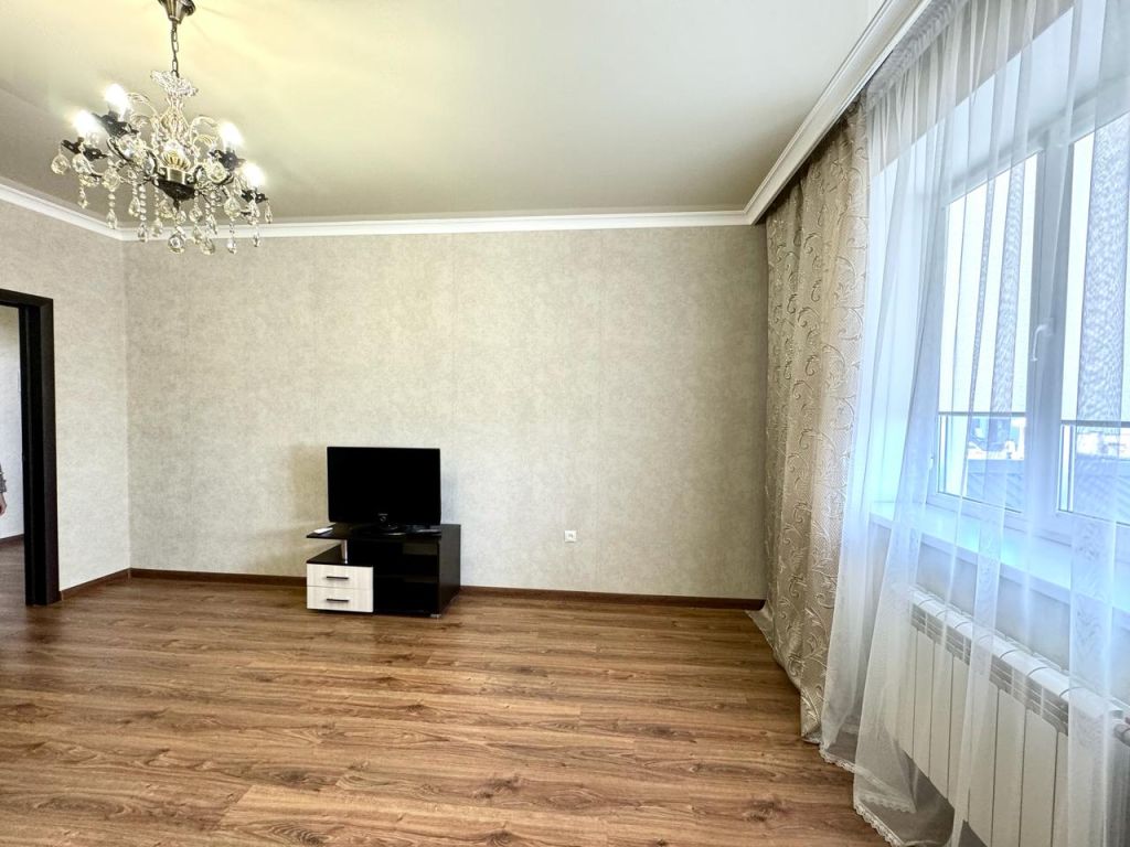 Продажа 1-комнатной квартиры, Пятигорск, Оранжерейная ул,  17