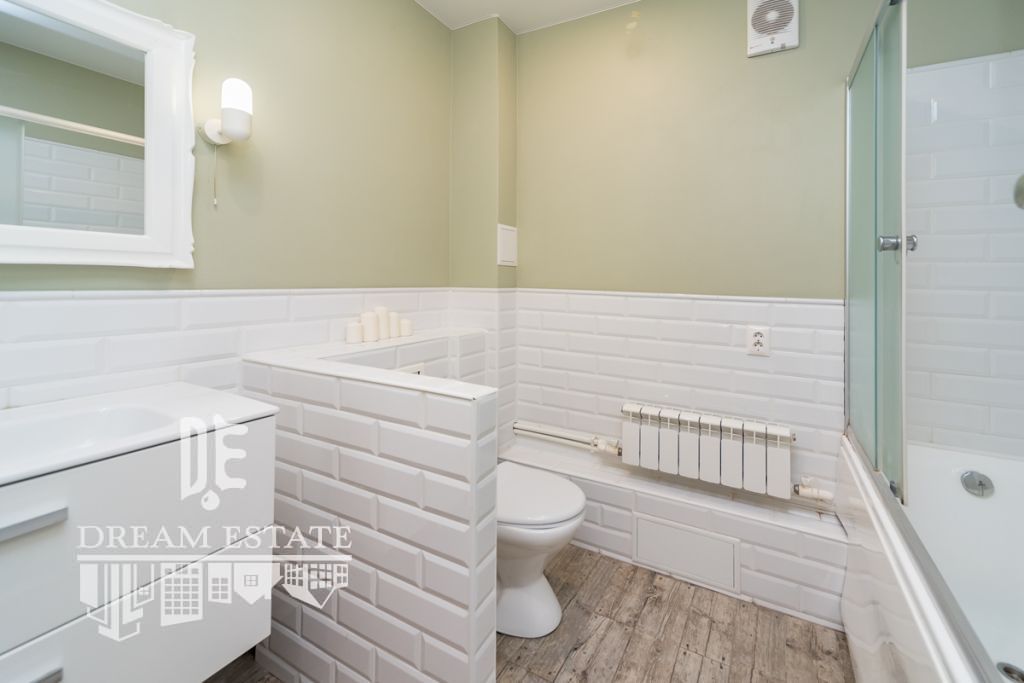 Продажа 2-комнатной квартиры, Полесье, 1-й Сиреневый пр-д,  30