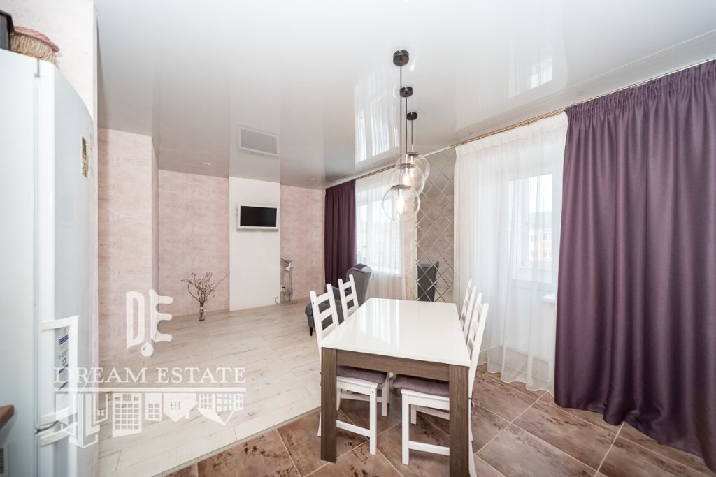 Продажа 2-комнатной квартиры, Полесье, 1-й Сиреневый пр-д,  30