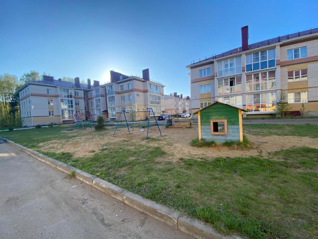 Продажа 2-комнатной квартиры, Кострома, Костромская ул,  108Б