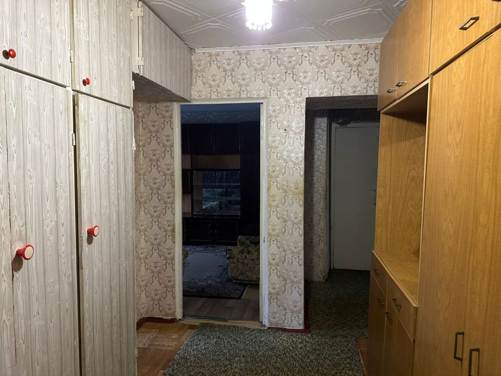 Продажа 3-комнатной квартиры, Тверь, Октябрьский пр-кт,  59