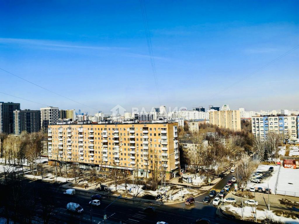 Продажа 3-комнатной квартиры, Москва, Нахимовский пр-кт,  33/2