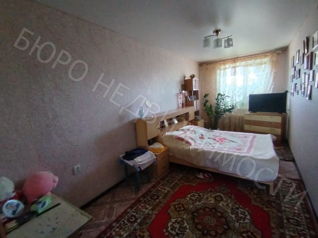 Продажа 3-комнатной квартиры, Балашов, Гагарина ул,  152