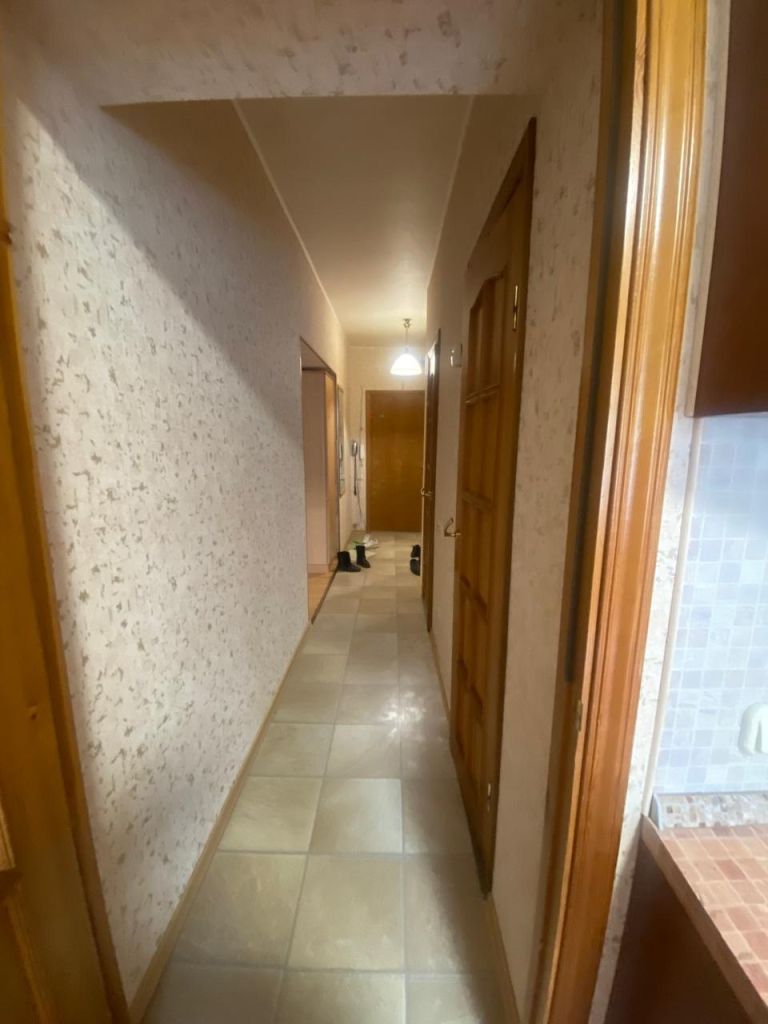 Продажа 2-комнатной квартиры, Смоленск, Колхозный пер,  15В