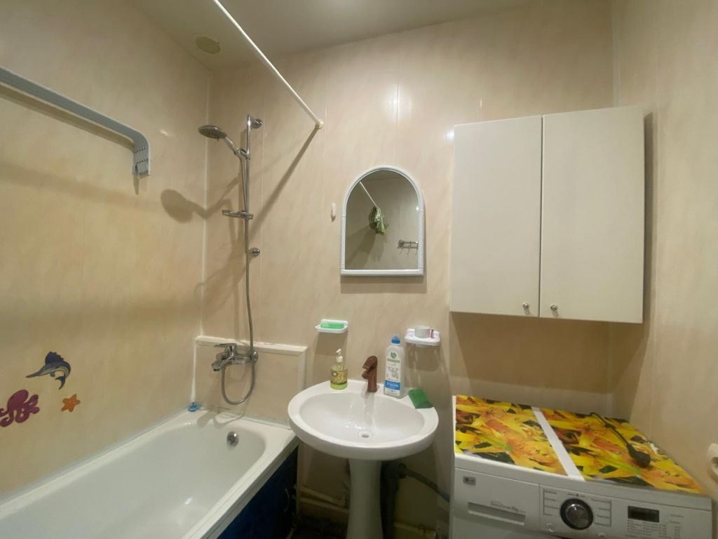 Продажа 2-комнатной квартиры, Смоленск, Колхозный пер,  15В