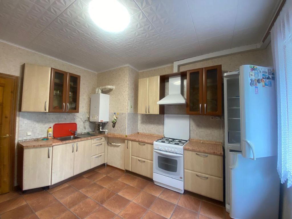 Продажа 2-комнатной квартиры, Смоленск, Колхозный пер,  15В