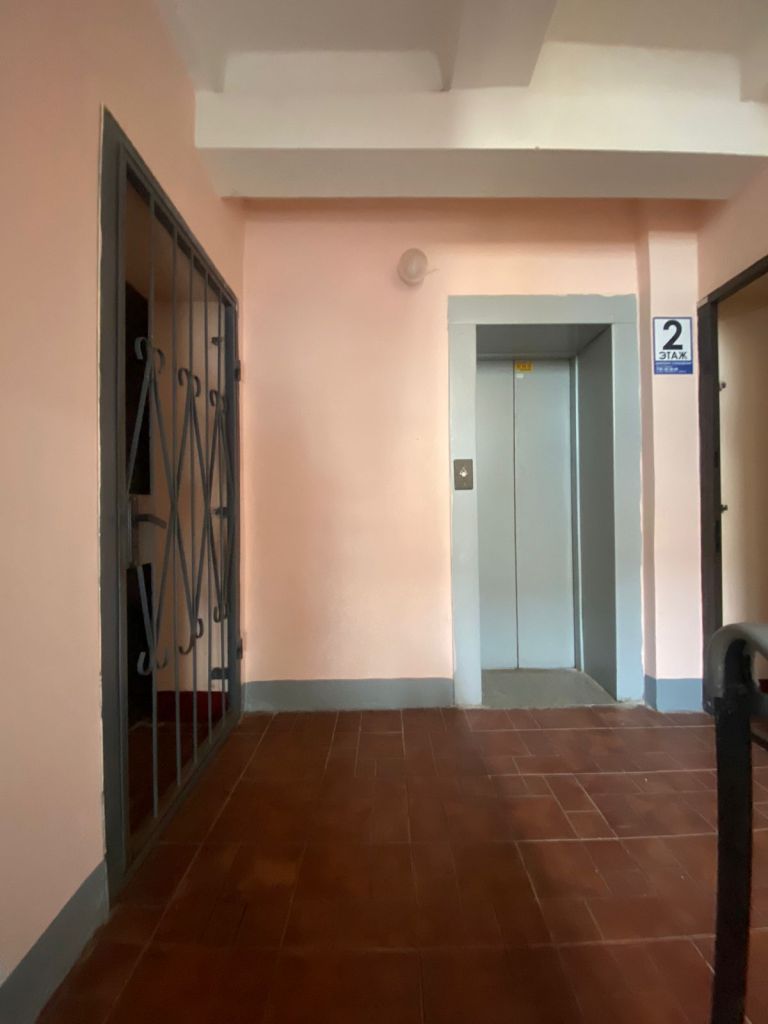 Продажа 2-комнатной квартиры, Смоленск, Колхозный пер,  15В