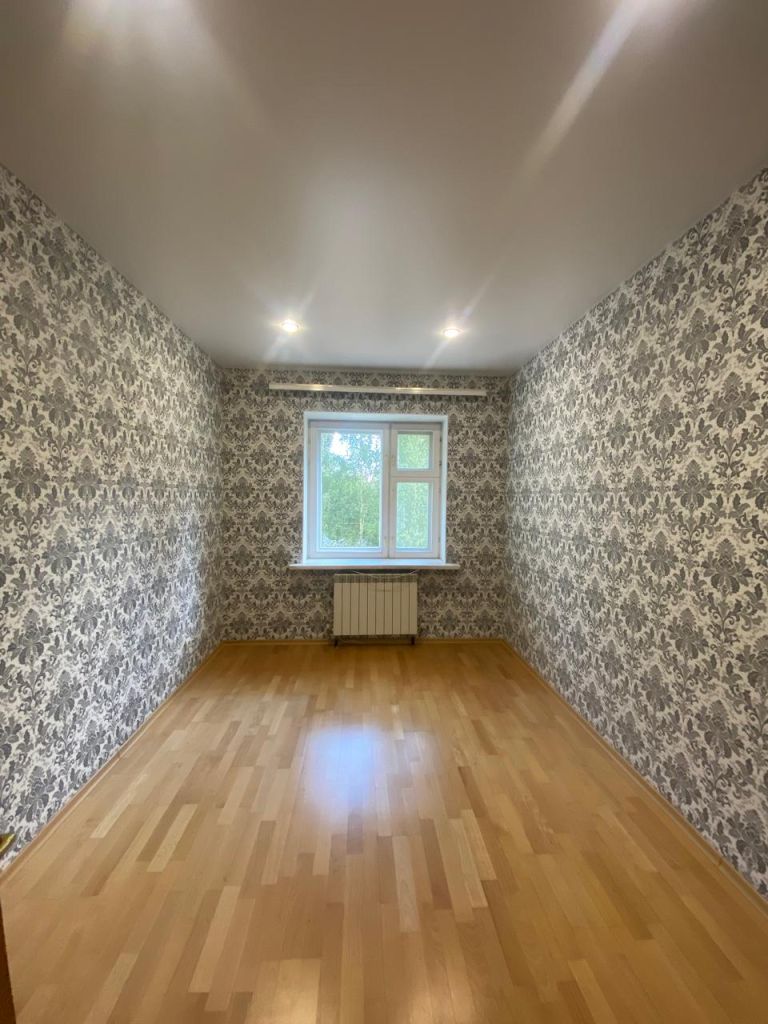 Продажа 2-комнатной квартиры, Смоленск, Колхозный пер,  15В