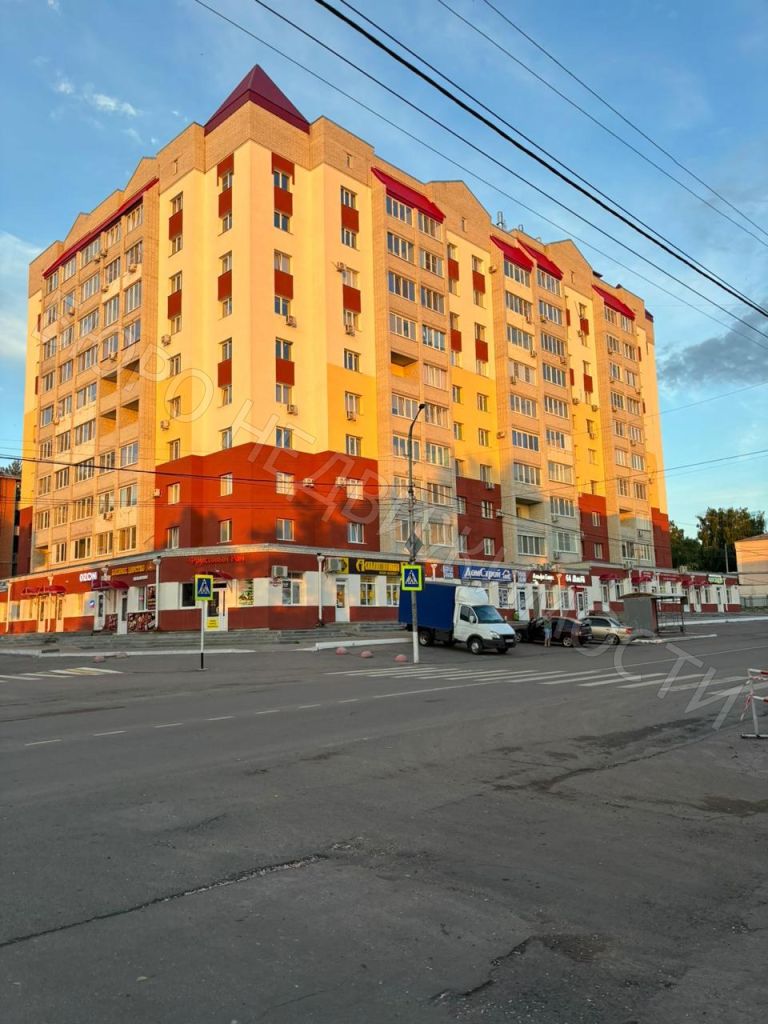 Продажа 3-комнатной квартиры, Балашов, Ленина ул,  21