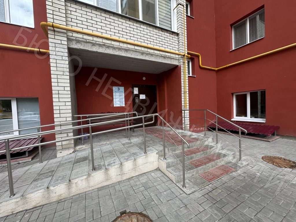 Продажа 3-комнатной квартиры, Балашов, Ленина ул,  21