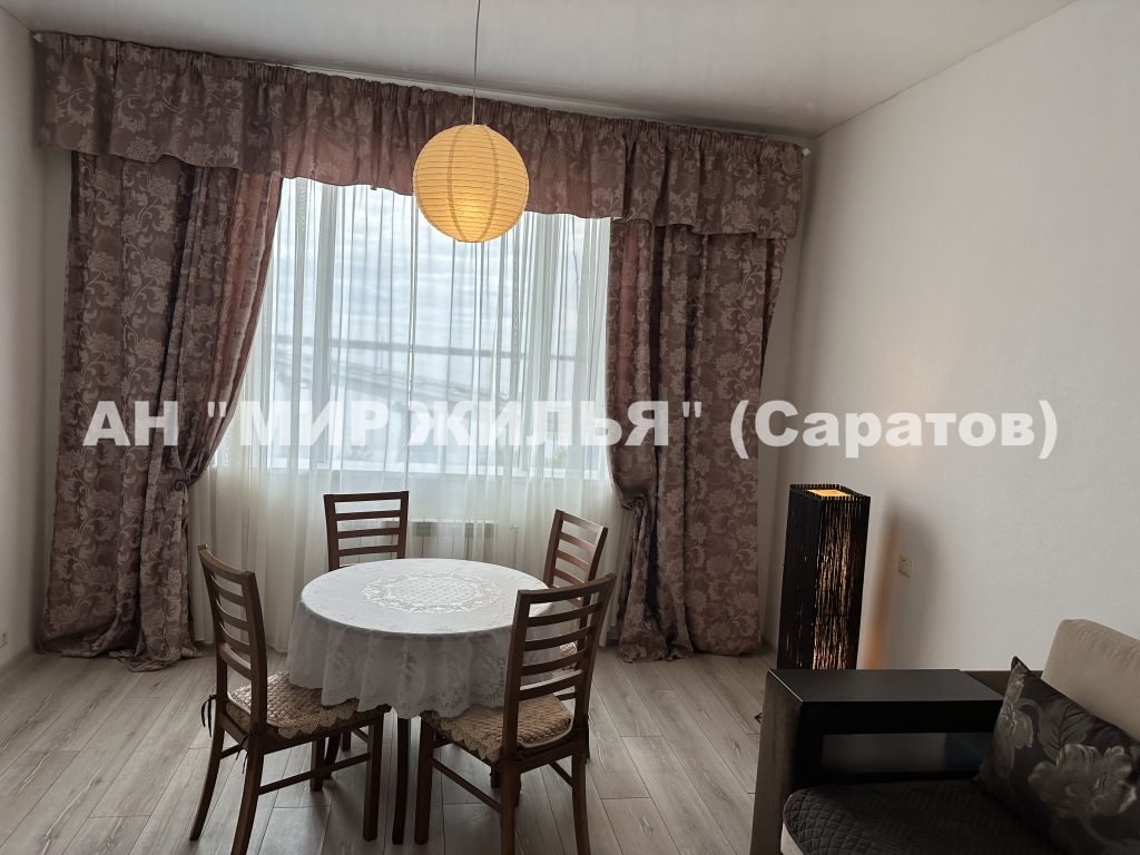 Продажа 2-комнатной квартиры, Саратов, Славянская пл,  2