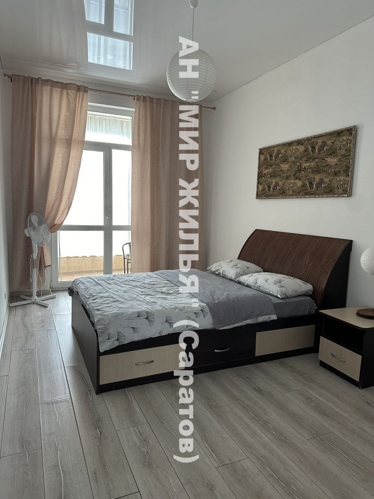 Продажа 2-комнатной квартиры, Саратов, Славянская пл,  2